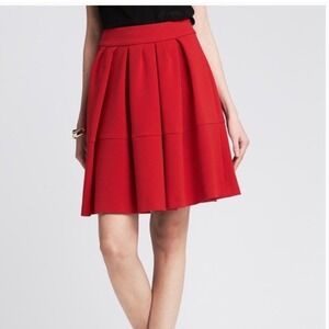 NWT Banana Republic Red Pleated Midi Skirt Size 2 Knee Length A-Line